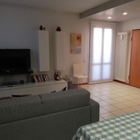 Cinzia E Roldano Apartment Torri di Quartesolo Luaran gambar